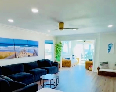 1174 E Ocean - Photo Thumbnail 32