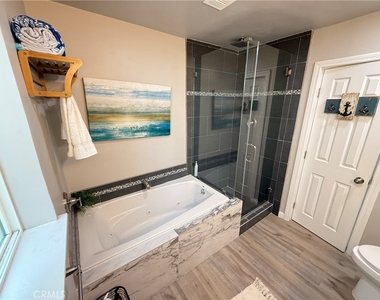 1174 E Ocean - Photo Thumbnail 20