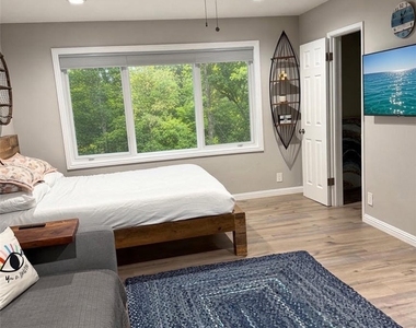 1174 E Ocean - Photo Thumbnail 23