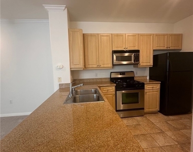 3428 Watermarke Pl - Photo Thumbnail 11