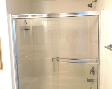 3428 Watermarke Pl - Photo Thumbnail 17