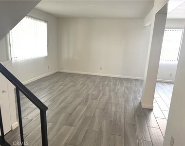 16682 Dolores Lane - Photo Thumbnail 4