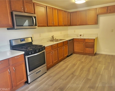 16682 Dolores Lane - Photo Thumbnail 7