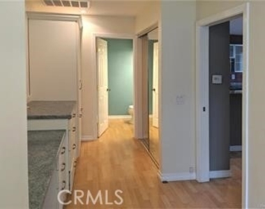 23242 La Mar - Photo Thumbnail 6