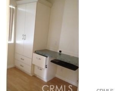 23242 La Mar - Photo Thumbnail 4