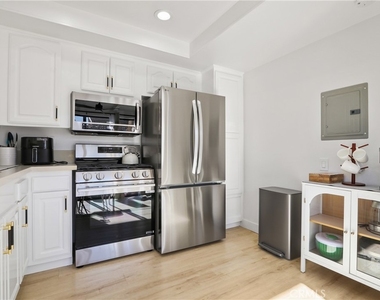 16933 Bluewater - Photo Thumbnail 11