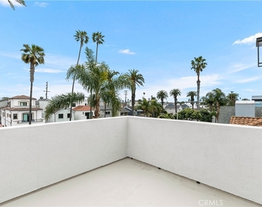 617 8th Street - Photo Thumbnail 38