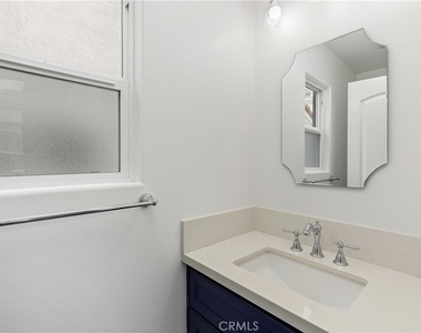 617 8th Street - Photo Thumbnail 18