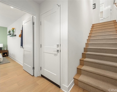 1173 Winslow - Photo Thumbnail 14