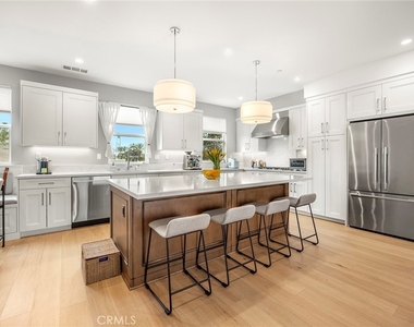 1173 Winslow - Photo Thumbnail 6