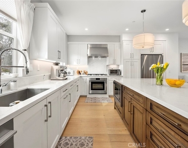 1173 Winslow - Photo Thumbnail 5