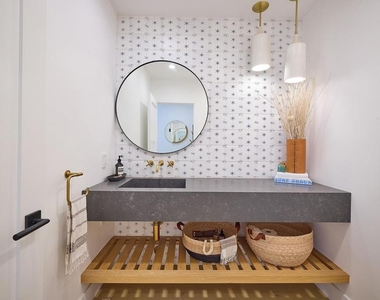 1472 Neptune Avenue - Photo Thumbnail 9