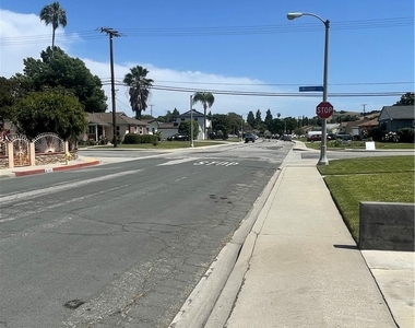 1908 Grier Street - Photo Thumbnail 13