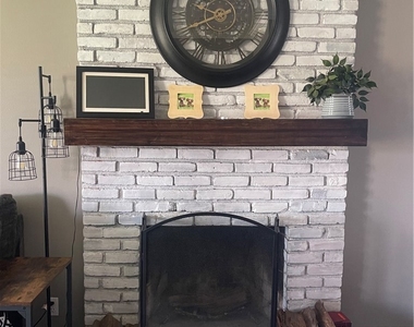 1908 Grier Street - Photo Thumbnail 3