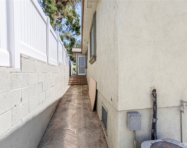 10531 Greenburn Avenue - Photo Thumbnail 7