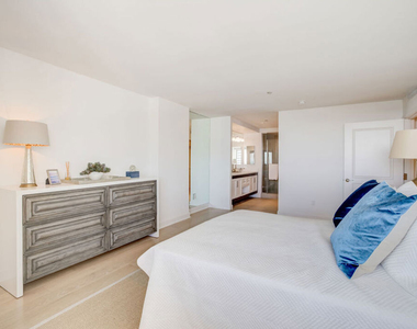 1221 W Ocean Avenue - Photo Thumbnail 4