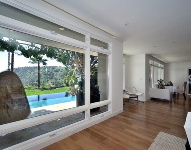 2439 Carman Crest Drive - Photo Thumbnail 1