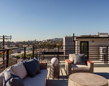 2822 1/2 Avenel Street - Photo Thumbnail 26