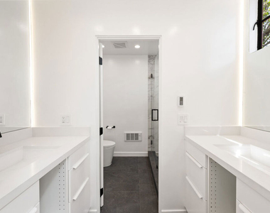 29233 Heathercliff Road - Photo Thumbnail 12