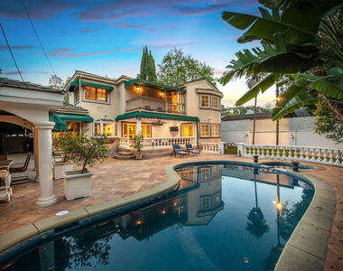 4063 Benedict Canyon Drive - Photo Thumbnail 4