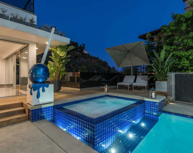 1250 Angelo Drive - Photo Thumbnail 11