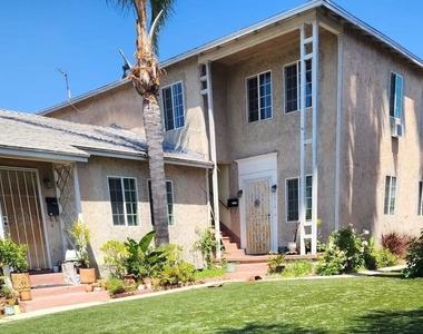 1708 S Crescent Heights Boulevard - Photo Thumbnail 27