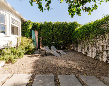 1163 Nelrose Avenue - Photo Thumbnail 29