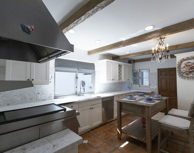 1407 N Beverly Drive - Photo Thumbnail 20