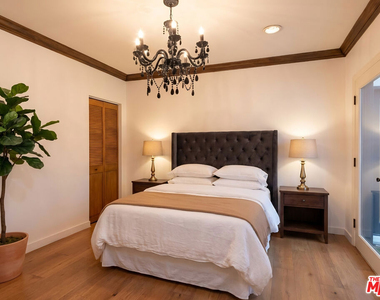 1407 N Beverly Drive - Photo Thumbnail 42