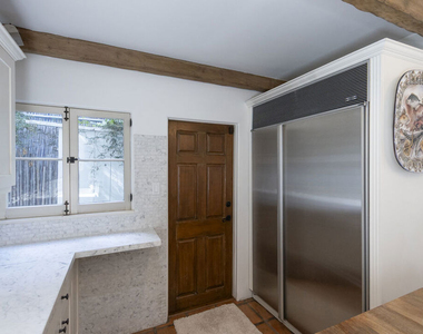 1407 N Beverly Drive - Photo Thumbnail 22