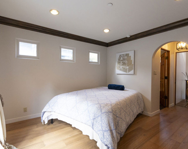 1407 N Beverly Drive - Photo Thumbnail 47