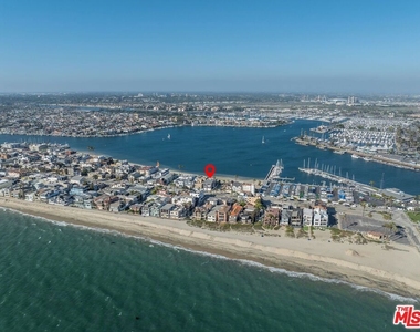 6821 E Ocean Boulevard - Photo Thumbnail 1