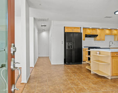 73425 San Nicholas Avenue - Photo Thumbnail 4