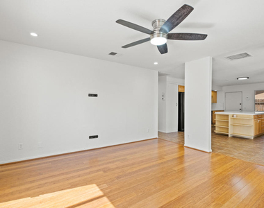 73425 San Nicholas Avenue - Photo Thumbnail 11