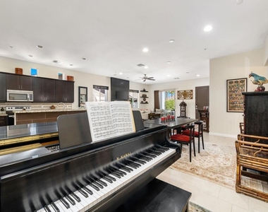 53385 Avenida Mendoza - Photo Thumbnail 18
