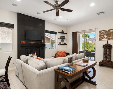 53385 Avenida Mendoza - Photo Thumbnail 20