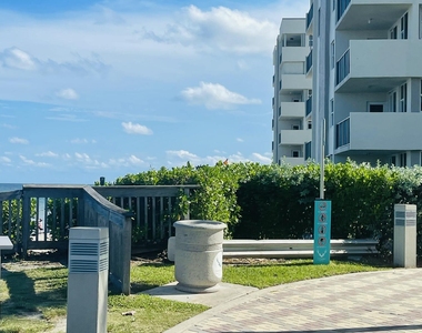 1237 Hillsboro Mile - Photo Thumbnail 99