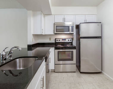 2250 Clarendon Blvd. - Photo Thumbnail 5