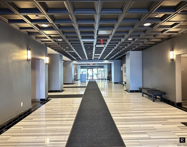 90 Bay Street Landing - Photo Thumbnail 5