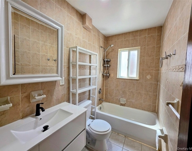 21923 114th Road - Photo Thumbnail 7