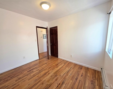 21923 114th Road - Photo Thumbnail 5