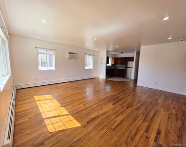 21923 114th Road - Photo Thumbnail 1