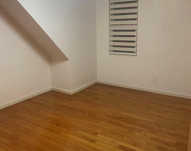 4327 220th Street - Photo Thumbnail 7