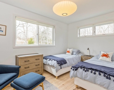 85 Camberly Road - Photo Thumbnail 13