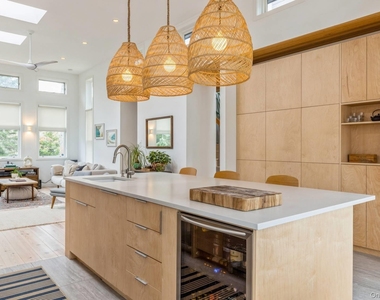 85 Camberly Road - Photo Thumbnail 5