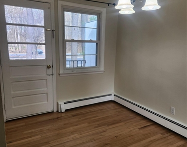 2710 South - Photo Thumbnail 4