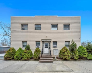 1550 Montauk Highway - Photo Thumbnail 1