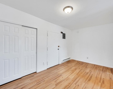 1550 Montauk Highway - Photo Thumbnail 7
