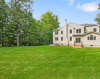 11 Fraydun Lane - Photo Thumbnail 18
