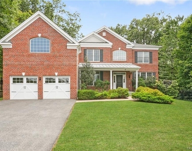 11 Fraydun Lane - Photo Thumbnail 16